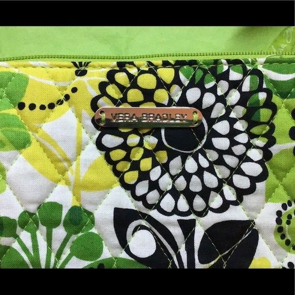 VERA Bradley 👛 - Picture 10 of 11